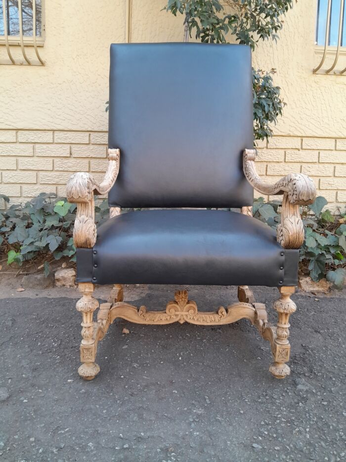 An Antique Ornately Carved Oak Throne Armchair Upholstered in Leather and in a Contemporary Bleached Finish ND - Image 2