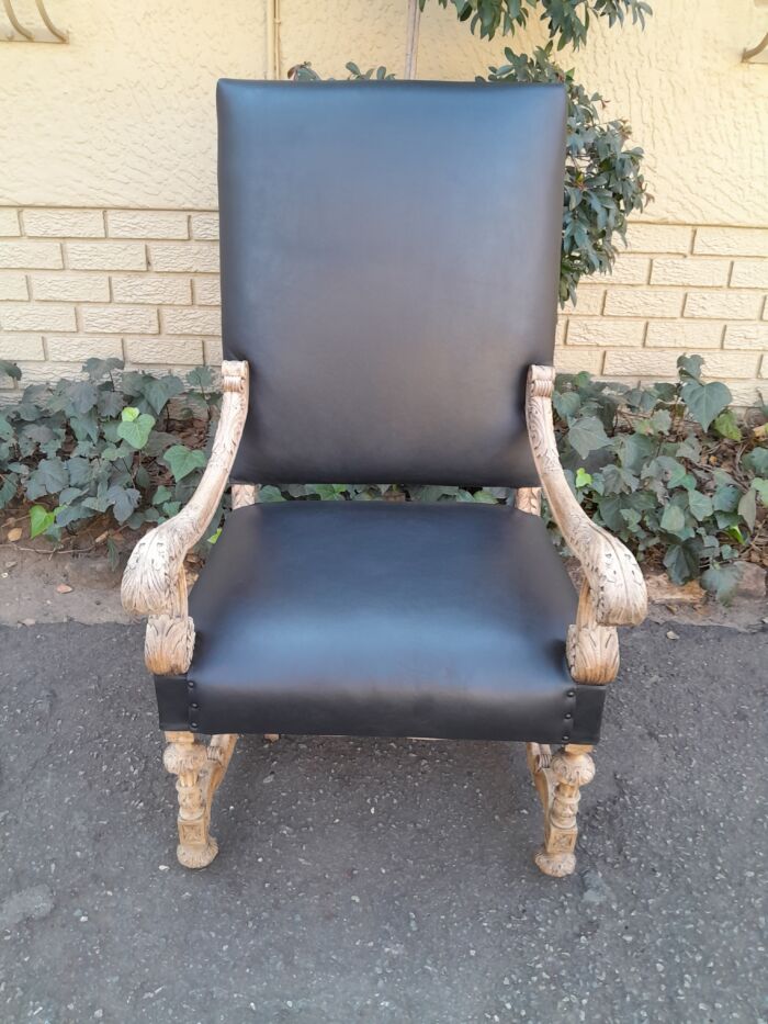 An Antique Ornately Carved Oak Throne Armchair Upholstered in Leather and in a Contemporary Bleached Finish ND - Image 4