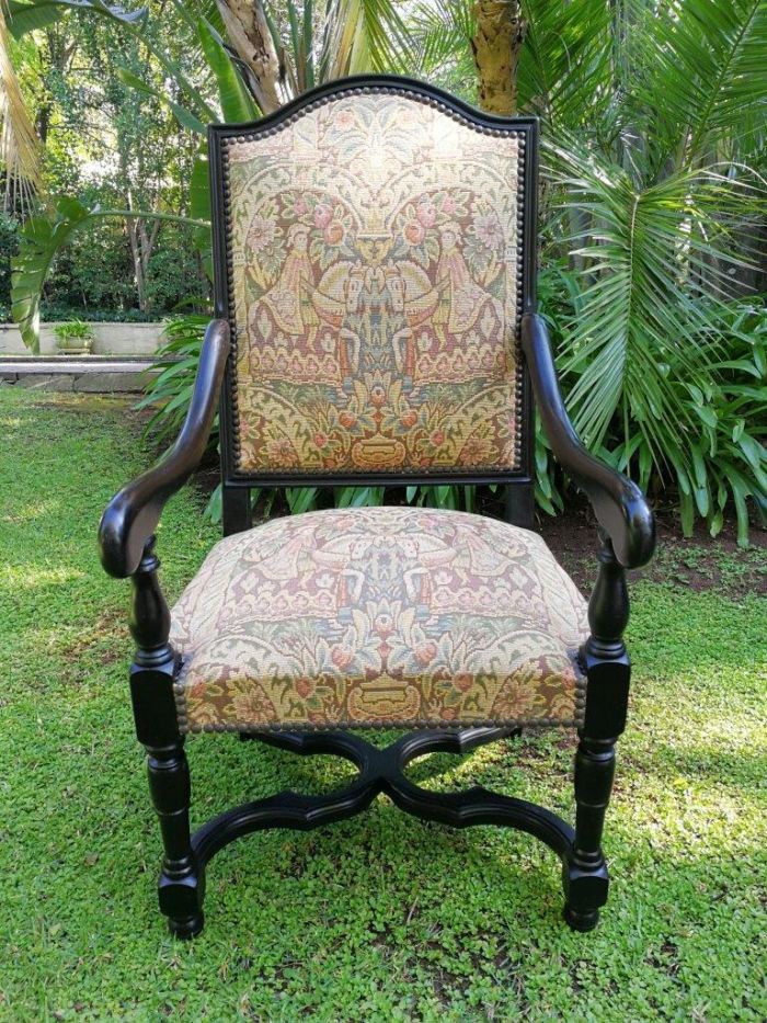A Pair Of 20th Century Armchairs ND - Image 4