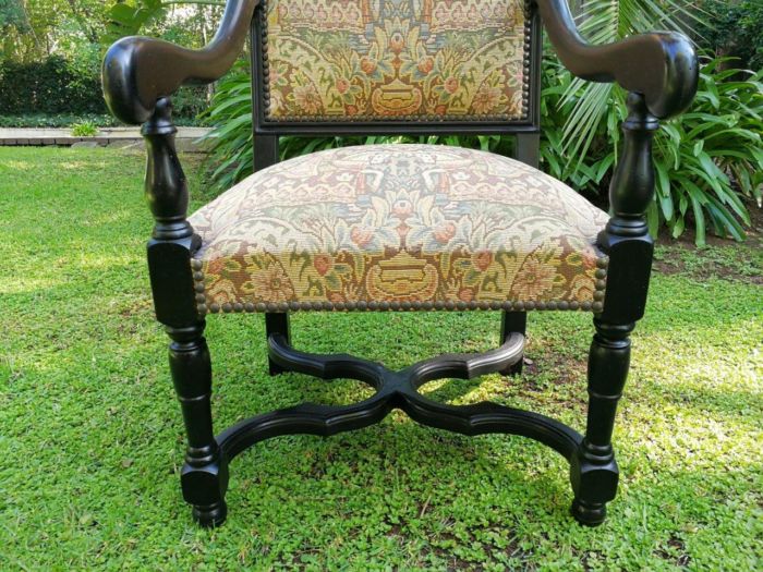 A Pair Of 20th Century Armchairs ND - Image 6