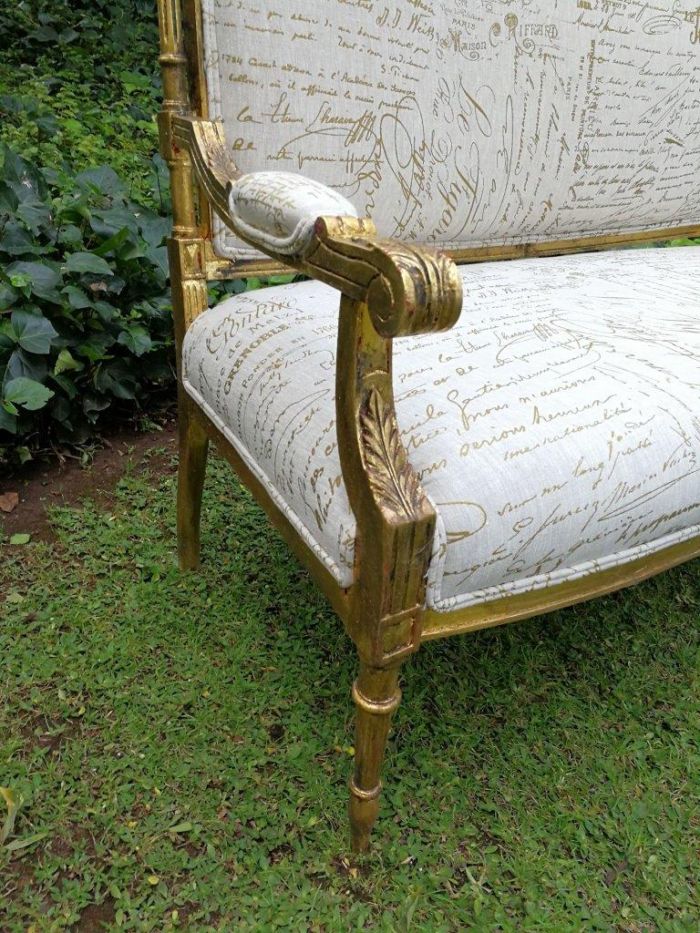 A French Style Hand-Gilded Beechwood Settee Upholstered In A Custom-Made Handmade Linen With Script Design - Image 5