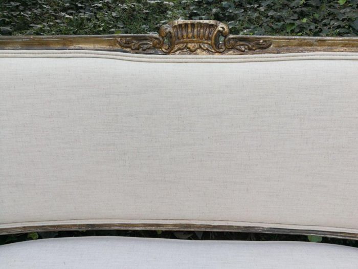 A 20th Century Carved And Hand-Gilded French Style Settee Upholstered In An Imported Linen - Image 6