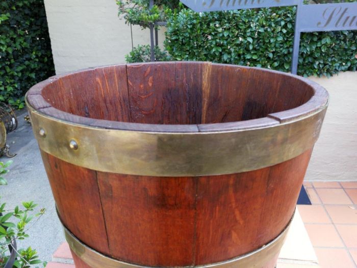 A Cape Teak Balie With Brass Bands - Image 5