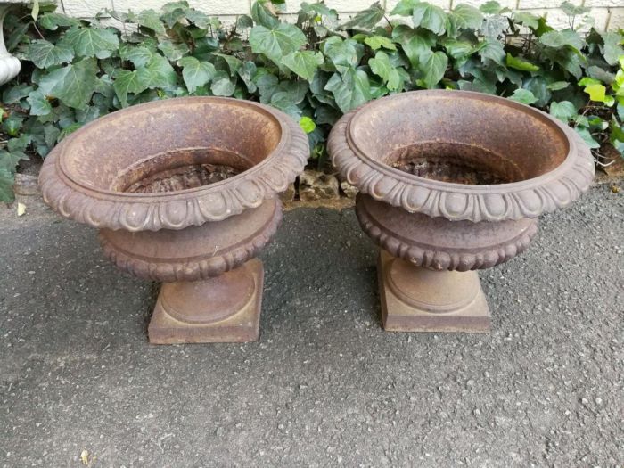 A Pair Of 20th Century French Cast Iron Urns - Image 3