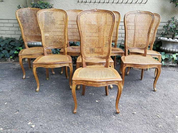 A 20th Century Circa Mid 1950s Set Of Eight French Carved Oak Dining Chairs - Image 2