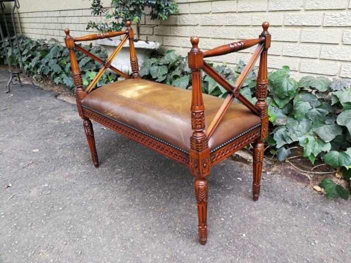 A 20th Century French Carved Mahogany Ottoman With Gilt Tooled Brown Leather - Image 4