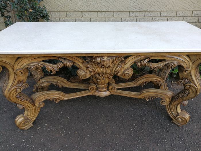 A 20th Century Ornately Carved Console Table with Marble Top of Large Proportions ND - Image 4