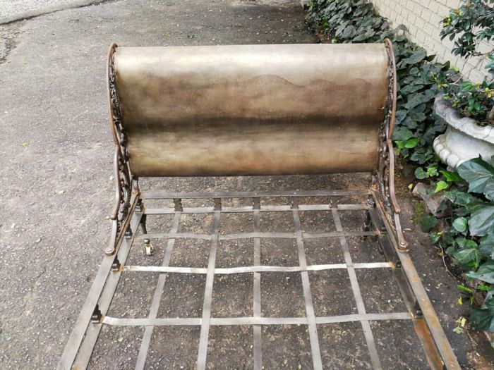 An Extremely Rare Mid 19th Century Circa 1850, French Napoleon Metal Daybed With Four Casters - Image 7