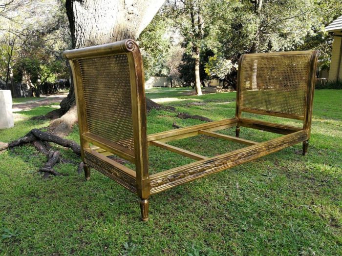 A 20th Century French Style Rattan and Wood Daybed Circa 1920s - Image 4