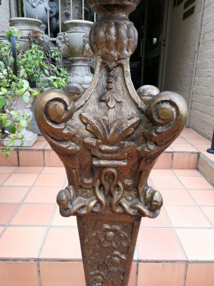 A Pair of 19th Century Circa 1890  Gilt Painted Wooden Carved Torchères - Image 7