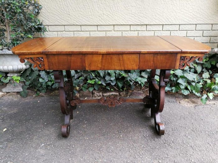 A 19th Century Victorian Mahogany Sofa Table With Drawer - Image 2
