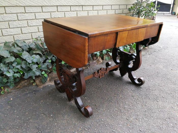 A 19th Century Victorian Mahogany Sofa Table With Drawer - Image 7