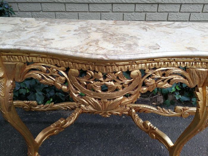 A 20th Century French Style Marble and Gilt-wood Console Table - Image 7