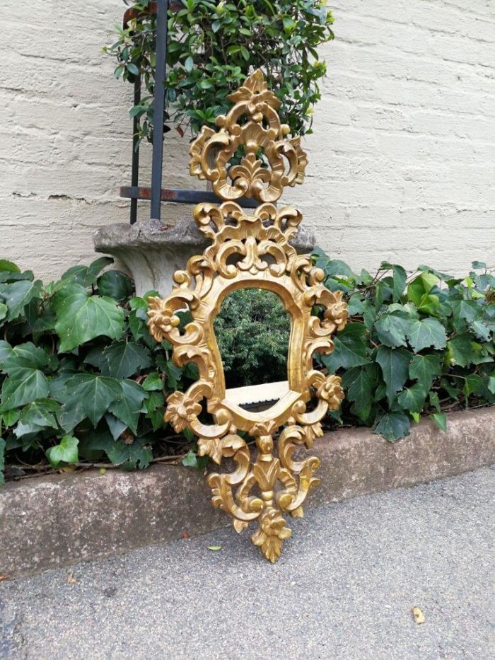 A 20th Century French Style Ornately Carved and Gilt Painted Wooden Mirror - Image 2