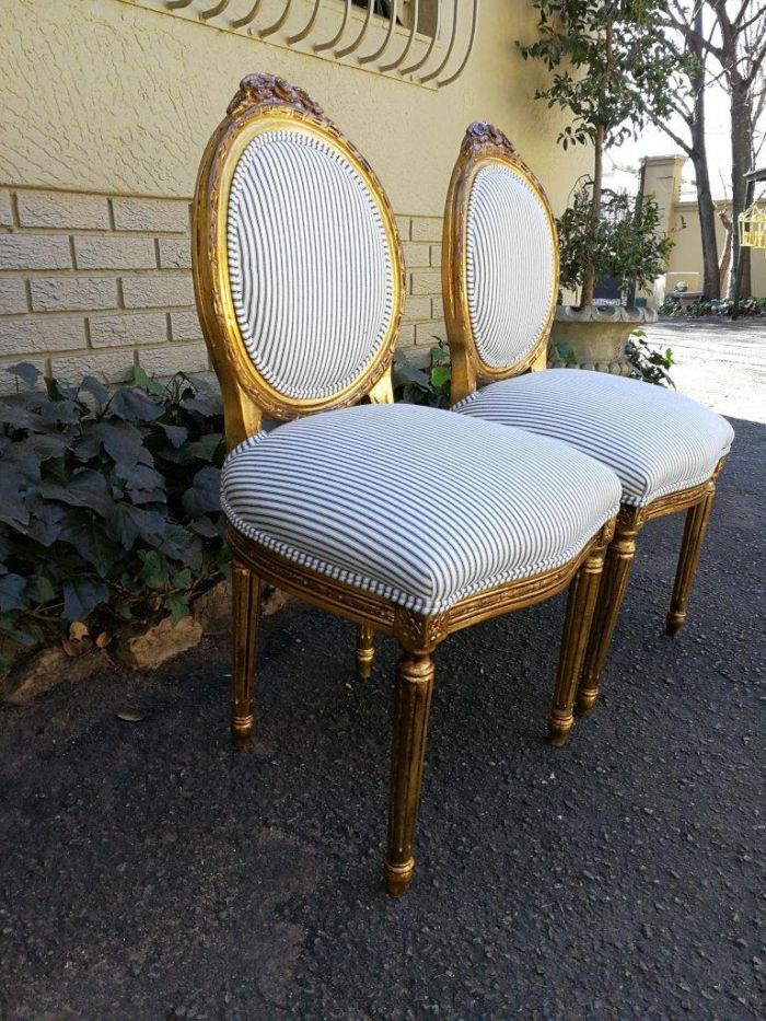 A Pair Of 20th Century French Style Gilt Salon Chairs - Image 4
