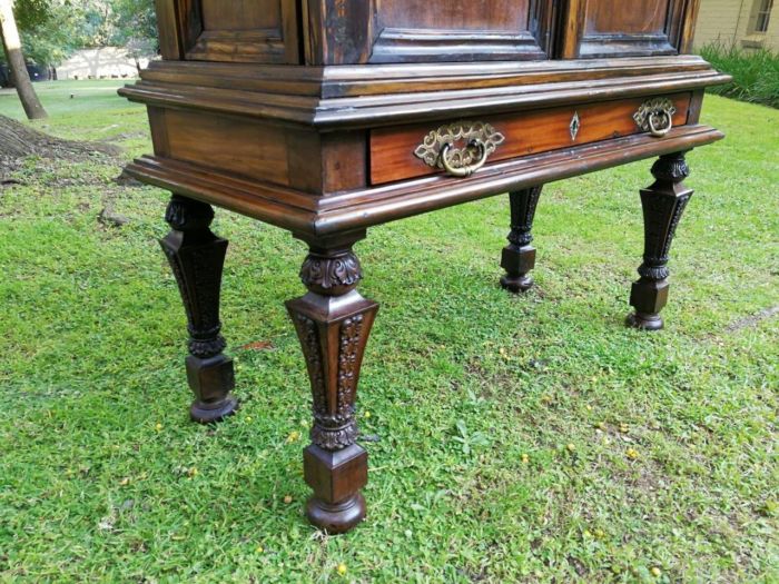 A Rare 18th Century Colonial Coromandel Cabinet On Stand - Image 6