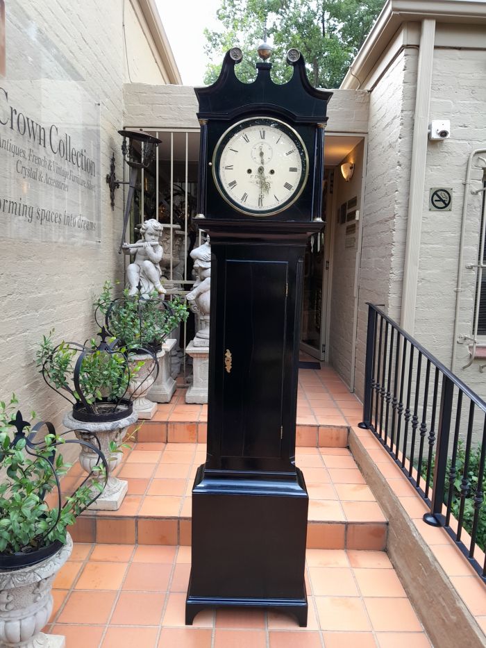 An Antique Early 19th Century Mahogany Longcase / Grandfather Clock in a Contemporary Ebonised Finish - Image 3