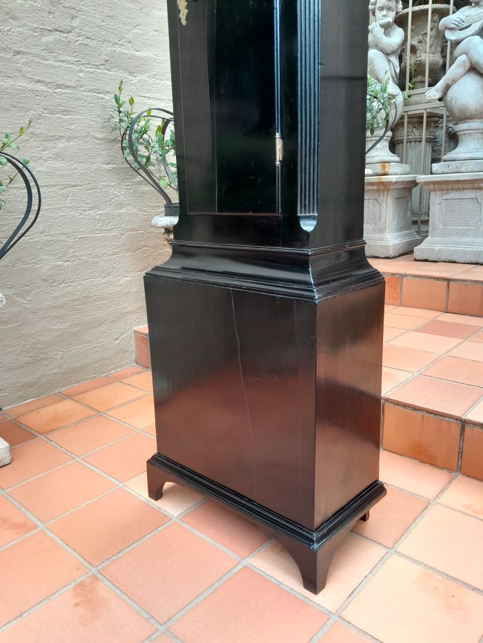 An Antique Early 19th Century Mahogany Longcase / Grandfather Clock in a Contemporary Ebonised Finish - Image 4