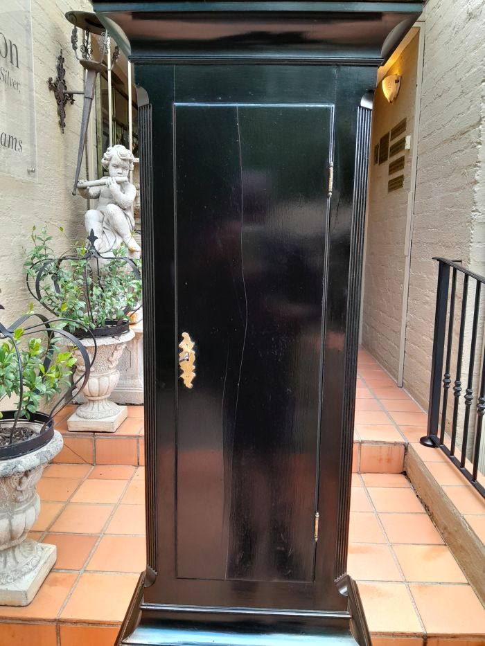 An Antique Early 19th Century Mahogany Longcase / Grandfather Clock in a Contemporary Ebonised Finish - Image 5