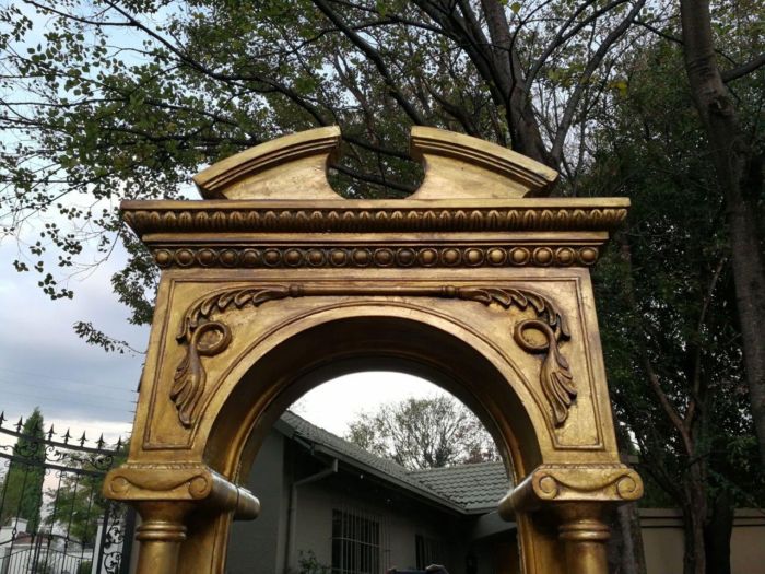 A French Style Carved and Painted Wood Console Table with Mirror - Image 5