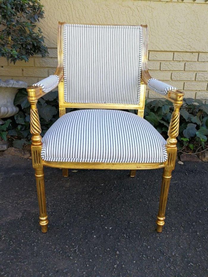 A Pair Of Carved And Gilded Armchairs - Image 4