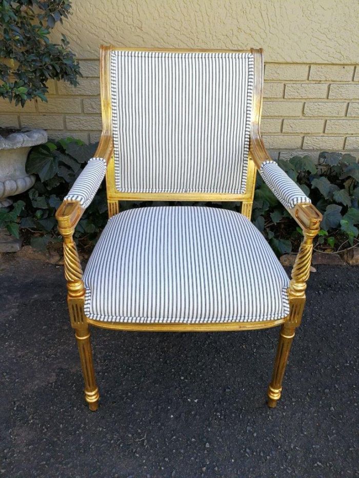 A Pair Of Carved And Gilded Armchairs - Image 5