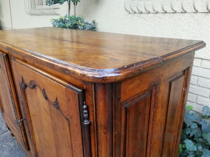 An Antique18th Century French Cherrywood Buffet / Server / Drinks Cabinet - Image 6