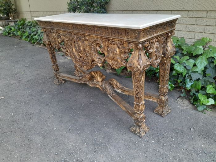 A 20th Century French Ornately Carved Giltwood  Console /Drinks Table with Marble Top - Image 4