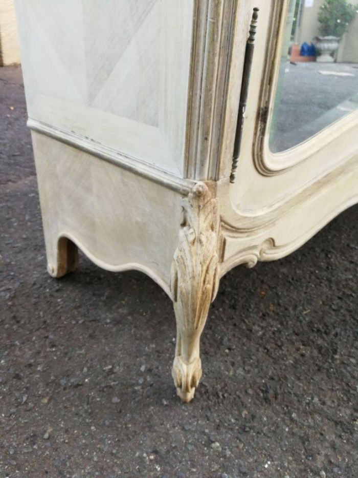 A 19th Century French Rococo Armoire In A Bleached Contemporary Finish With Bevelled Mirrors - Image 4