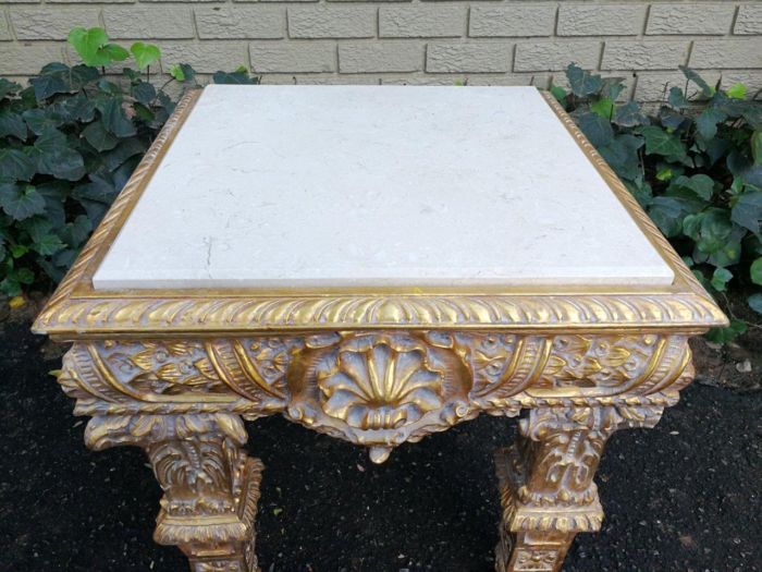 A French Style Ornately Carved Side Table - Image 4