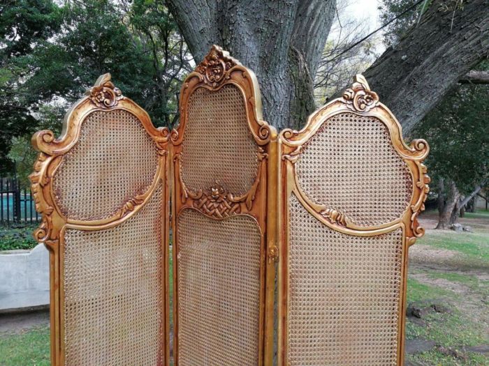 A 2Oth Century French Rococo Style Ornately Carved and Gilded Rattan Screen - Image 3