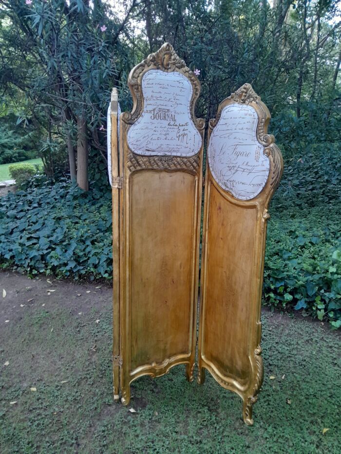 A French Rococo Style Ornately Carved Gilt-Wood Screen Upholstered in a Custom Design Fabric for The Crown Collection - Image 4