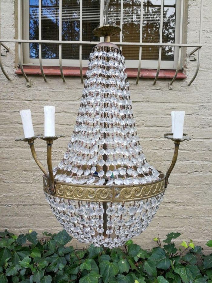 A French Style Tear-Drop Brass & Crystal Chandelier - Image 2