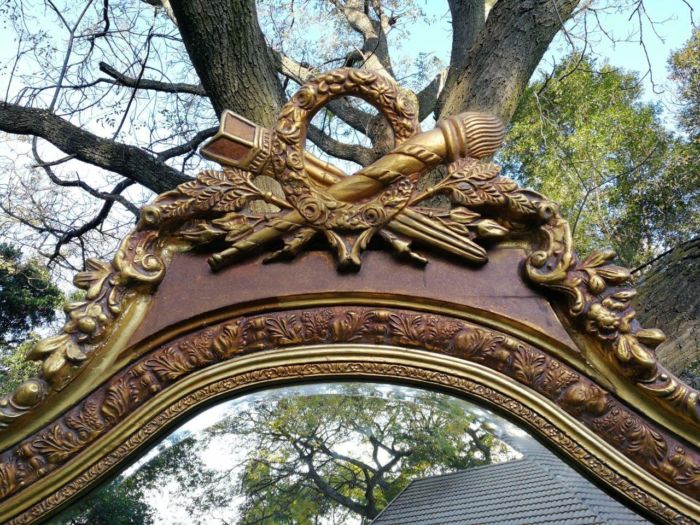 A French Rococo Style Ornately Carved and Gilded Bevelled Mirror - Image 6