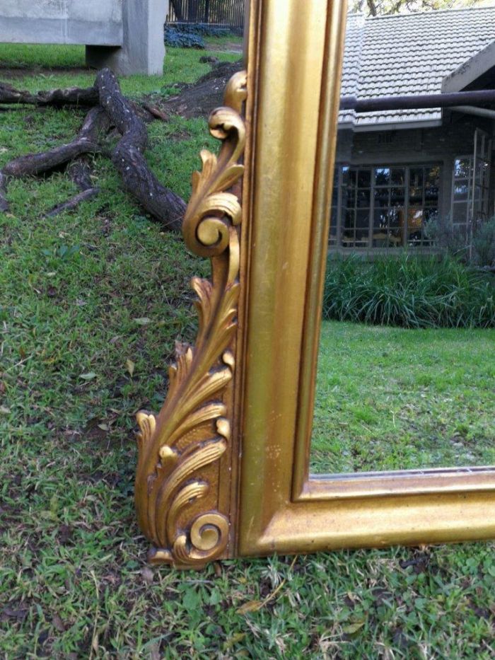 A French Style Ornately Carved Arched and Gilded Bevelled Mirror - Image 5