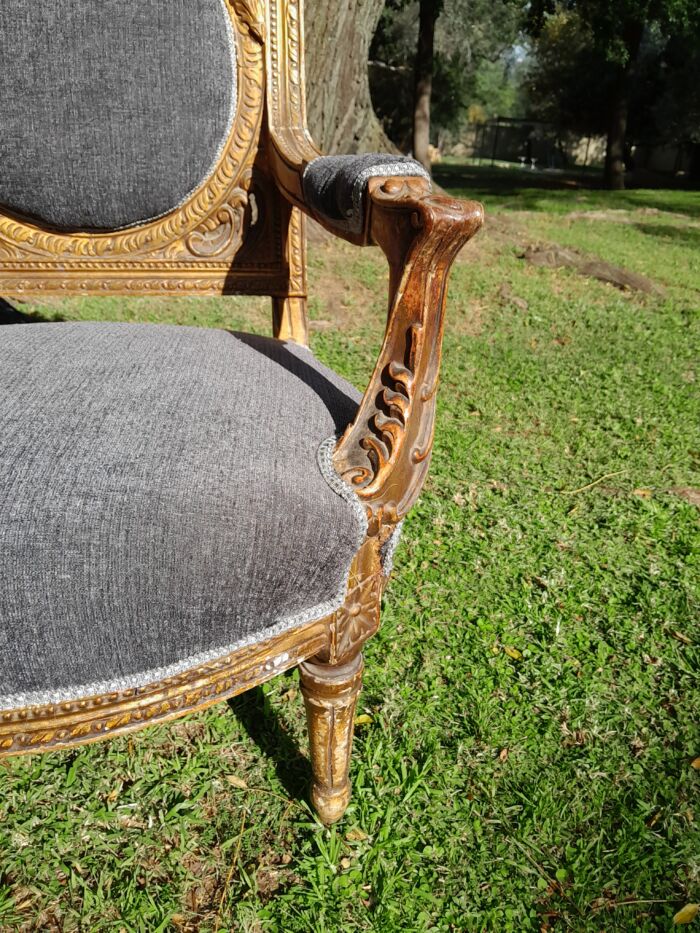 A 20th Century French Style Ornately Carved and Gilded Pair of Arm Chairs - Image 9
