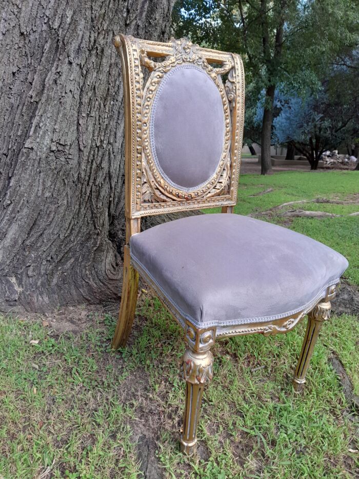 A Set of Eight French Style Ornately Carved and Gilded Dining Chairs (6 chairs and 2 Carvers) - Image 11