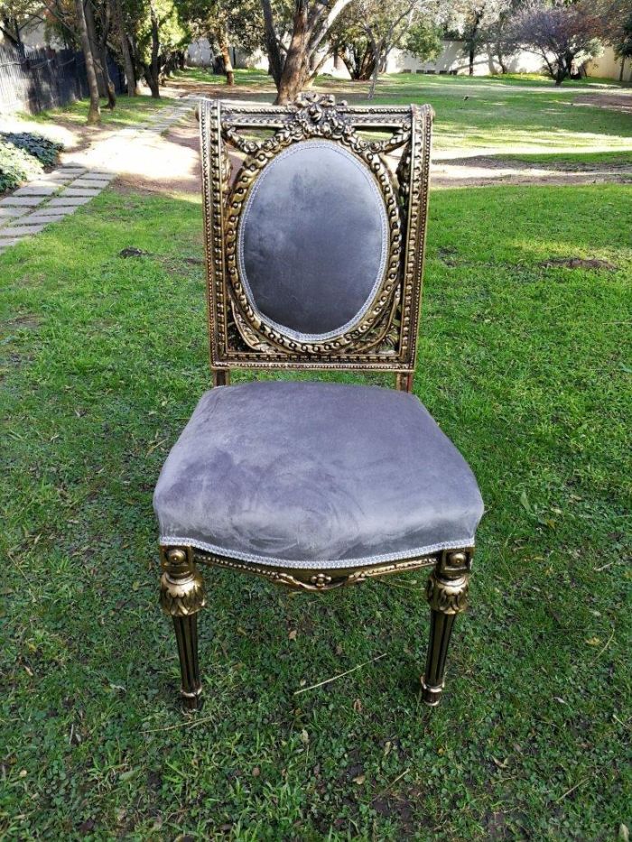 A French Style Ornately Carved and Gilded Dining Chair (Single chair) - Image 2