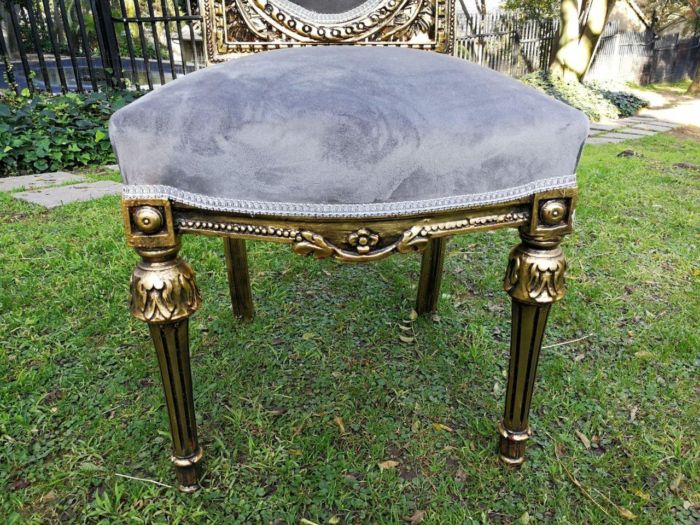 A French Style Ornately Carved and Gilded Dining Chair (Single chair) - Image 6