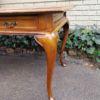 A 20th Century Victorian-Style Blonde Mahogany Desk With Leather And Gilt Tooling And Three Drawers With Brass Handles - Image 6
