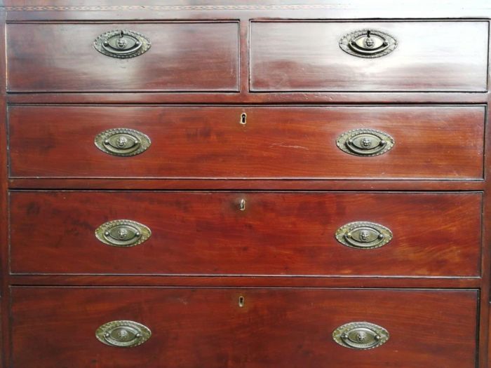 A Circa 1900 Edwardian Mahogany Chest on Chest on Bracket Feet - Image 6
