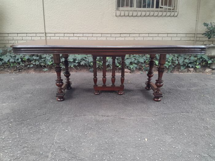 A 19th Century French Oak Henry lll Style Dining Table - Image 4