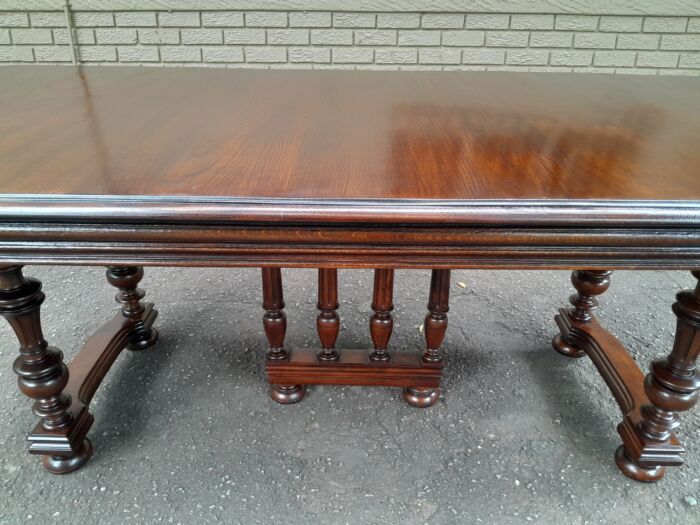 A 19th Century French Oak Henry lll Style Dining Table - Image 7