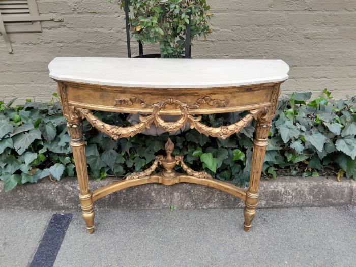 A 20th Century French Style Hand-Gilded Console Table with Marble Top ND - Image 3