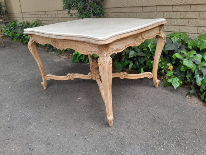 A 20th Century Carved Oak Dining / Entrance Table in a Contemporary Bleached / Natural Contemporary Wood Finish with Marble Top - Image 5