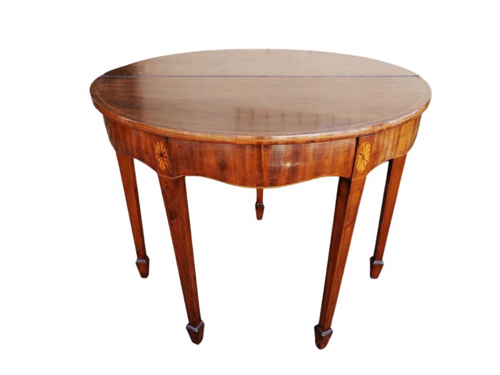 A Georgian Mahogany Fold Over Card / Tea Table, With Banded Inlay