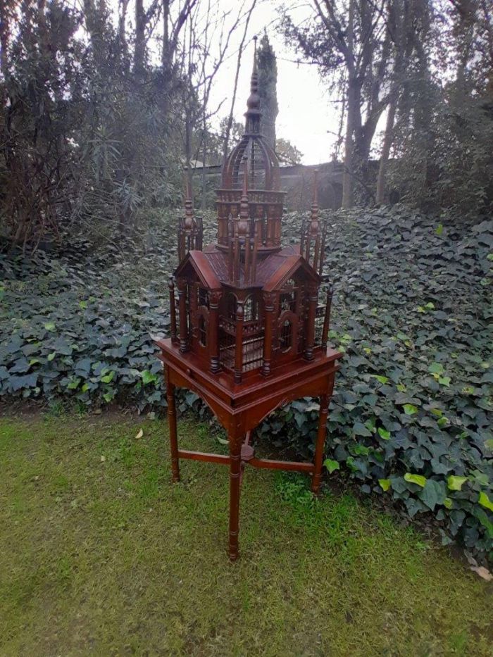 A 20th Century Victorian Style Bird Cage    Dimensions:) R23800 - Image 2