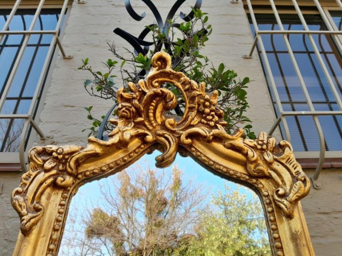 An Ornate Rococo French Style Carved Bevelled Mirror - Image 5