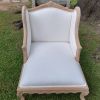 A 20th Century French Style Carved Day Bed / Chaise Longue in a Contemporary Bleached Finish and Upholstered ND - Image 4