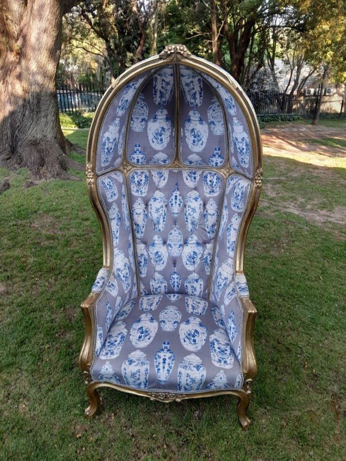 A Pair of French Style Carved and Gilded Wooden Dome / Canopy Chairs (Dome Modelled on The Famous Louis XV Chair) - Image 4